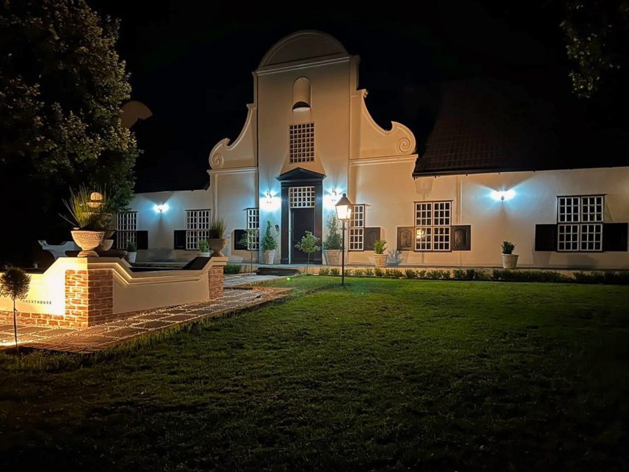 9 Bedroom Property for Sale in Wilgenhof Free State
